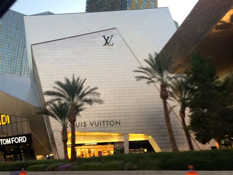 louis vuitton las vegas strip|las vegas louis vuitton outlet.